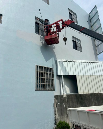彰化外牆防水, 彰化大門磁磚油漆, 彰化外牆油漆, 彰化外牆老舊滲水, 彰化老屋翻修, 彰化舊屋改建, 彰化舊屋翻新, 彰化防水工程, 彰化房屋修繕, 
                    彰化土木工程, 彰化居家修繕, 彰化土水師傅