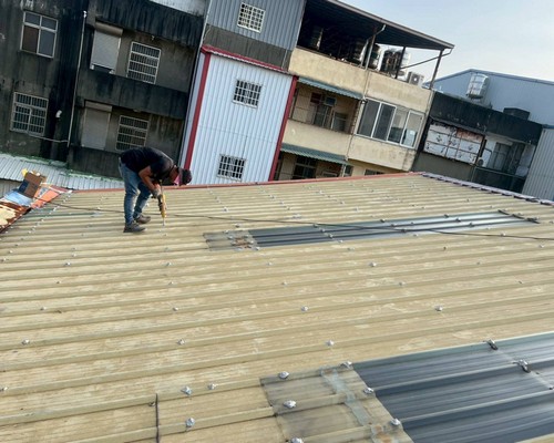 彰化鐵皮屋修繕, 彰化鐵皮屋防漏處理, 彰化鐵皮屋防水, 彰化屋頂防水, 彰化防水師傅, 彰化防水公司, 彰化地坪施作工程, 
                    彰化鐵皮屋補縫防水, 彰化鐵皮屋漏水, 彰化鐵皮屋縫隙填補, 彰化屋頂補矽力康, 彰化外牆防水, 彰化更換鐵皮屋頂, 彰化防水工程, 彰化房屋翻修整建, 彰化中古屋翻修, 彰化房屋修繕, 
                    彰化居家修繕, 彰化外牆防水, 彰化房屋漏水