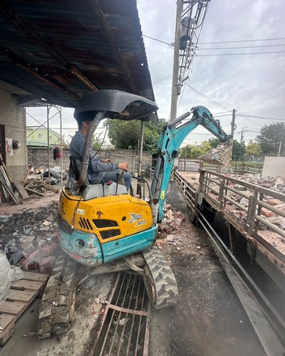 彰化打石拆除工程, 彰化裝潢拆除工程, 彰化拆除工程, 彰化砌磚打牆, 彰化舊屋翻新, 彰化老屋拆除, 彰化房屋拆除, 彰化房屋裝修, 彰化舊屋翻新, 彰化隔間打除, 
    彰化打石工程, 彰化打石工程行, 彰化套房裝修, 彰化打石技巧專業