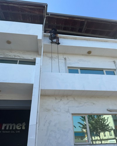 台中大雅高空吊掛作業, 台中大雅高空吊掛泥作, 台中大雅外牆高空工程, 台中大雅高空繩索吊掛施工(蜘蛛人), 台中大雅特殊空間地形外牆施工作業, 台中大雅蜘蛛人泥作, 
                        台中大雅外牆磁磚脫落修繕, 台中大雅外牆抓漏防水補強, 台中大雅特殊空間地形外牆施工作業, 台中大雅打底粉光, 台中大雅泥作師傅, 台中大雅泥作工程, 台中大雅砌磚補牆, 台中大雅房屋翻修整建, 台中大雅中古屋翻修, 台中大雅房屋改造, 台中大雅房屋修繕, 台中大雅土木工程, 
                        台中大雅結構補強, 台中大雅居家修繕, 台中大雅土水師傅, 台中大雅舊屋改造, 台中大雅土水工程, 台中大雅舊屋翻新, 台中大雅水泥牆粉光