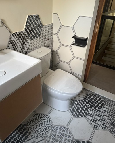 苗栗磁磚修繕工程, 苗栗磁磚施工, 苗栗泥作土水工程承包, 苗栗貼磁磚, 苗栗浴廁磁磚工程