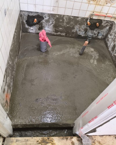 台中浴室地板漏水整修, 台中浴室門片更換, 台中換浴室門, 台中浴室乾濕分離, 台中浴室翻修翻新, 台中浴缸拆除貼磁磚, 台中浴室塑鋼門更換, 台中水槽磁磚修補, 台中浴室磁磚重鋪